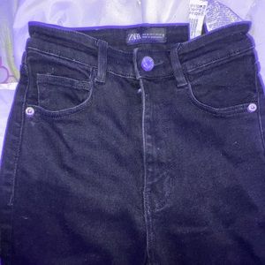 Black Zara Skinny Jeans :)